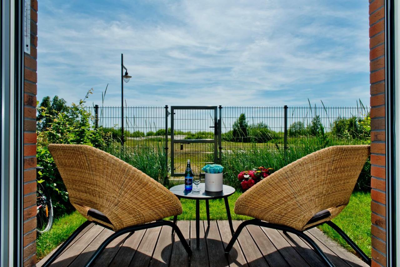 Blueapart Apartamenty Na Plazy Ястарня Экстерьер фото